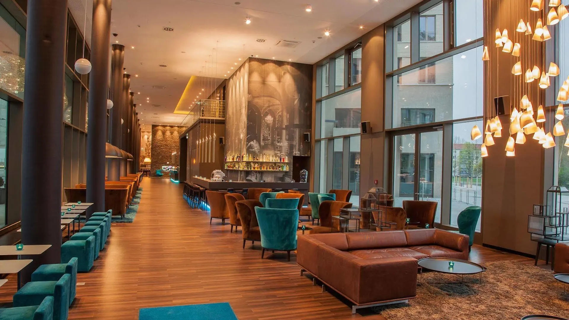 Motel One Dresden Am Zwinger 3*,  Germany